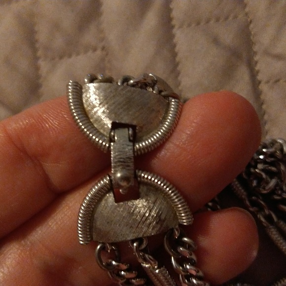 Monet Silvertone 3 chain bracelet with clasp - Picture 4 of 5